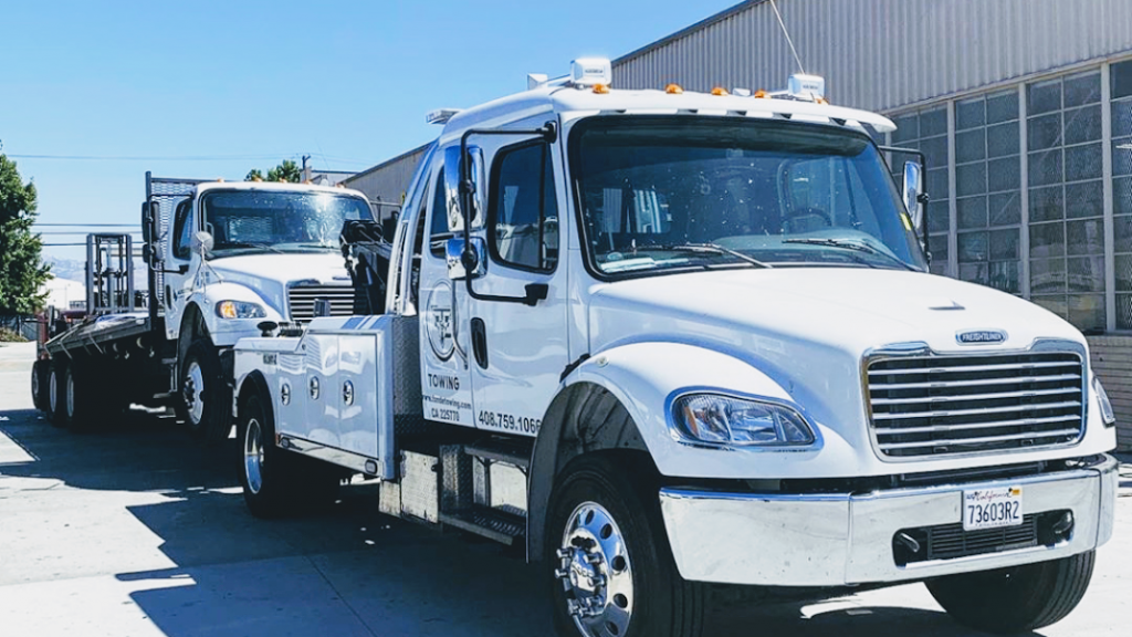 24H TOWING MONTREAL - Logo