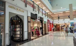 M Store - Logo