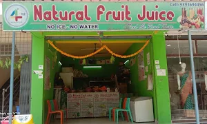 4 In Natural Fruit Juice - Logo