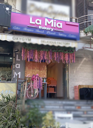 La Mia - Logo