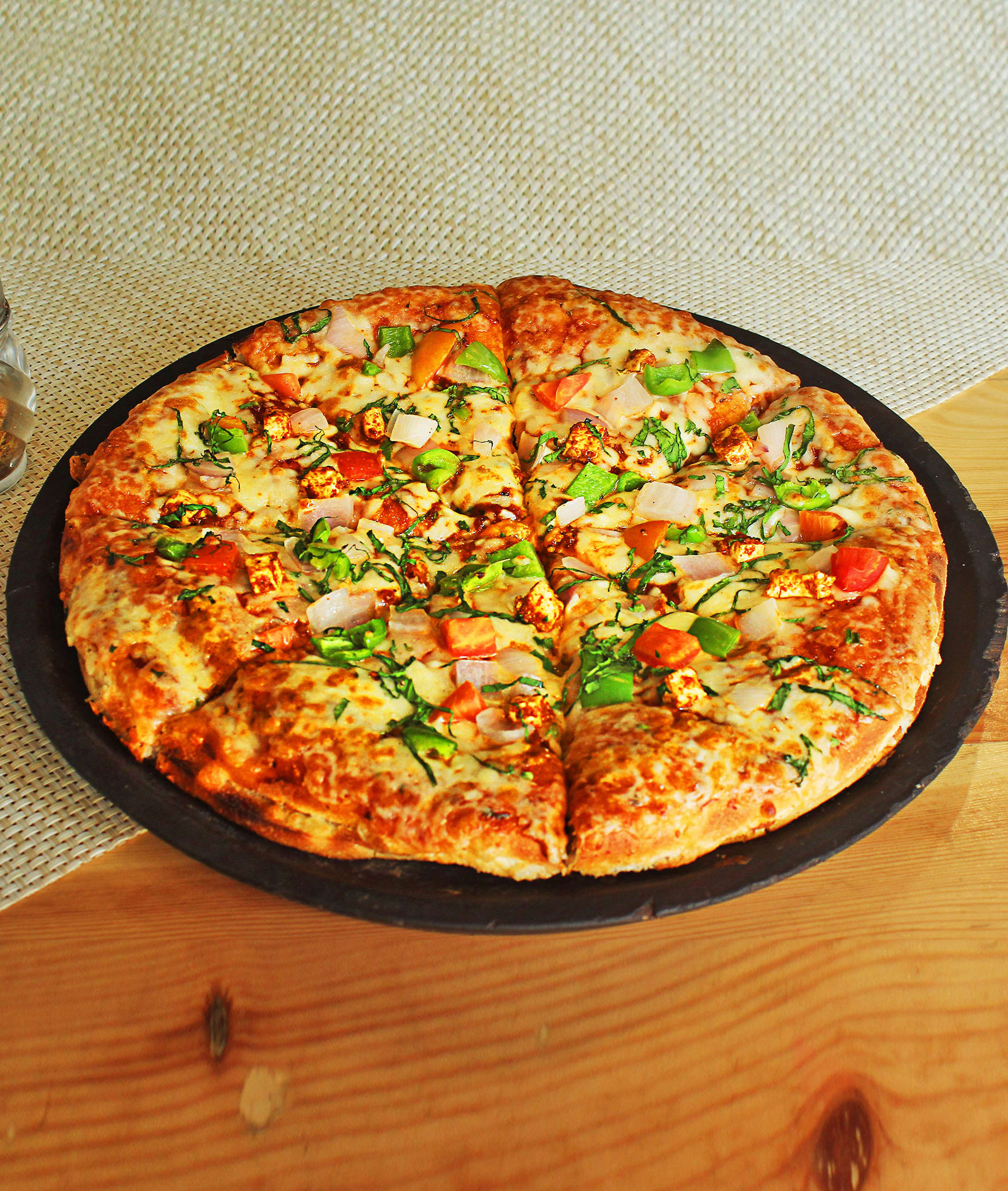 7 ELEVEN PIZZA - Logo