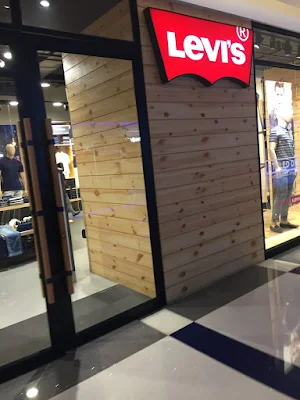 Levi's - Cover photo