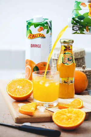 9834 The Fruit Truck - Cover photo