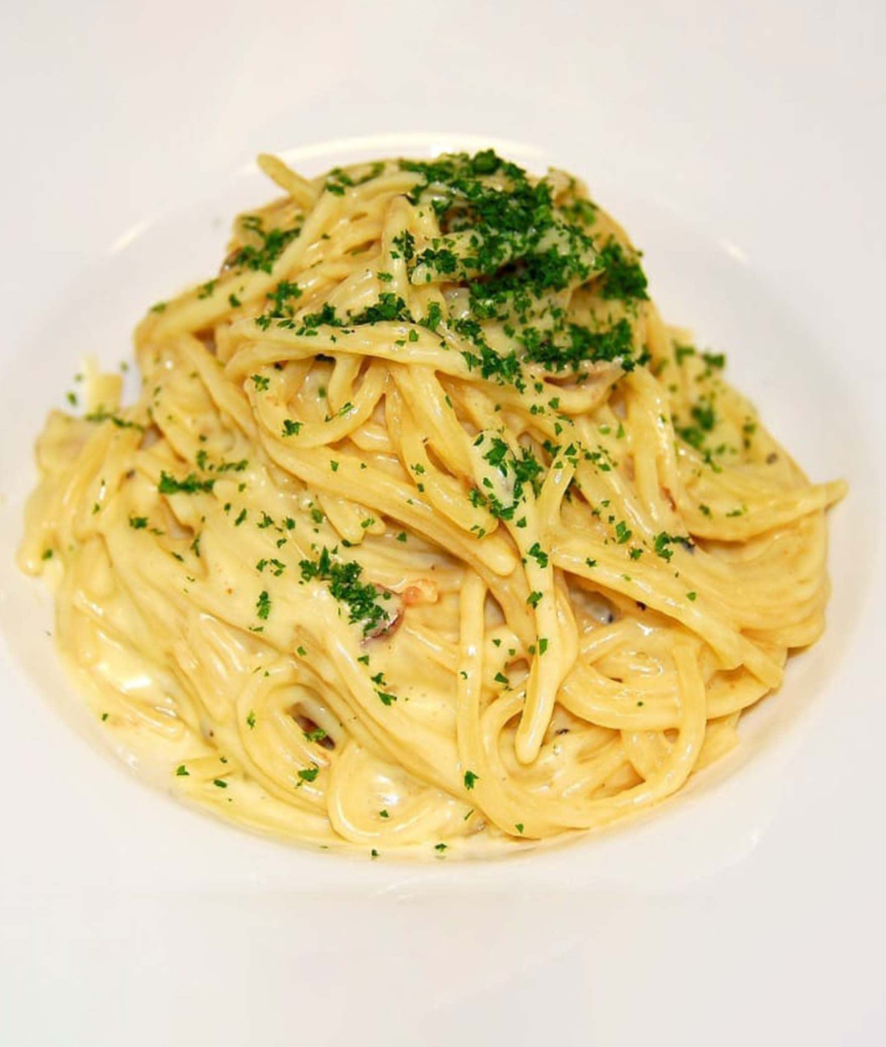 Aakhari Pasta - Logo