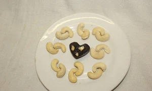 Aarohii Homemade Chocolates - Logo