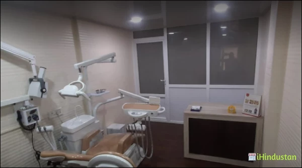 Aarok Dental Clinic - Logo
