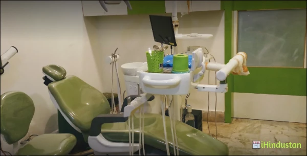 Aastha Advanced Laser Implant Dental Clinic - Logo