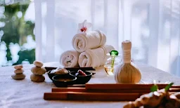Aayush Spa and Salon - Cover photo