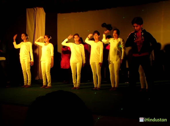 Abhinav Smart Era Public School - Logo