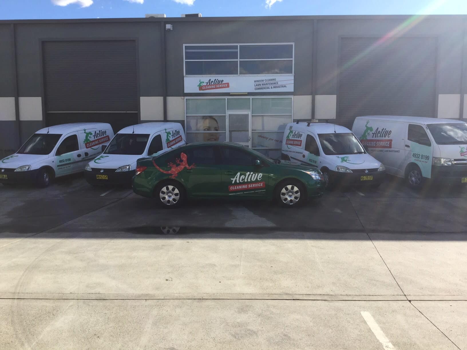 Active Cleaning Service - Logo