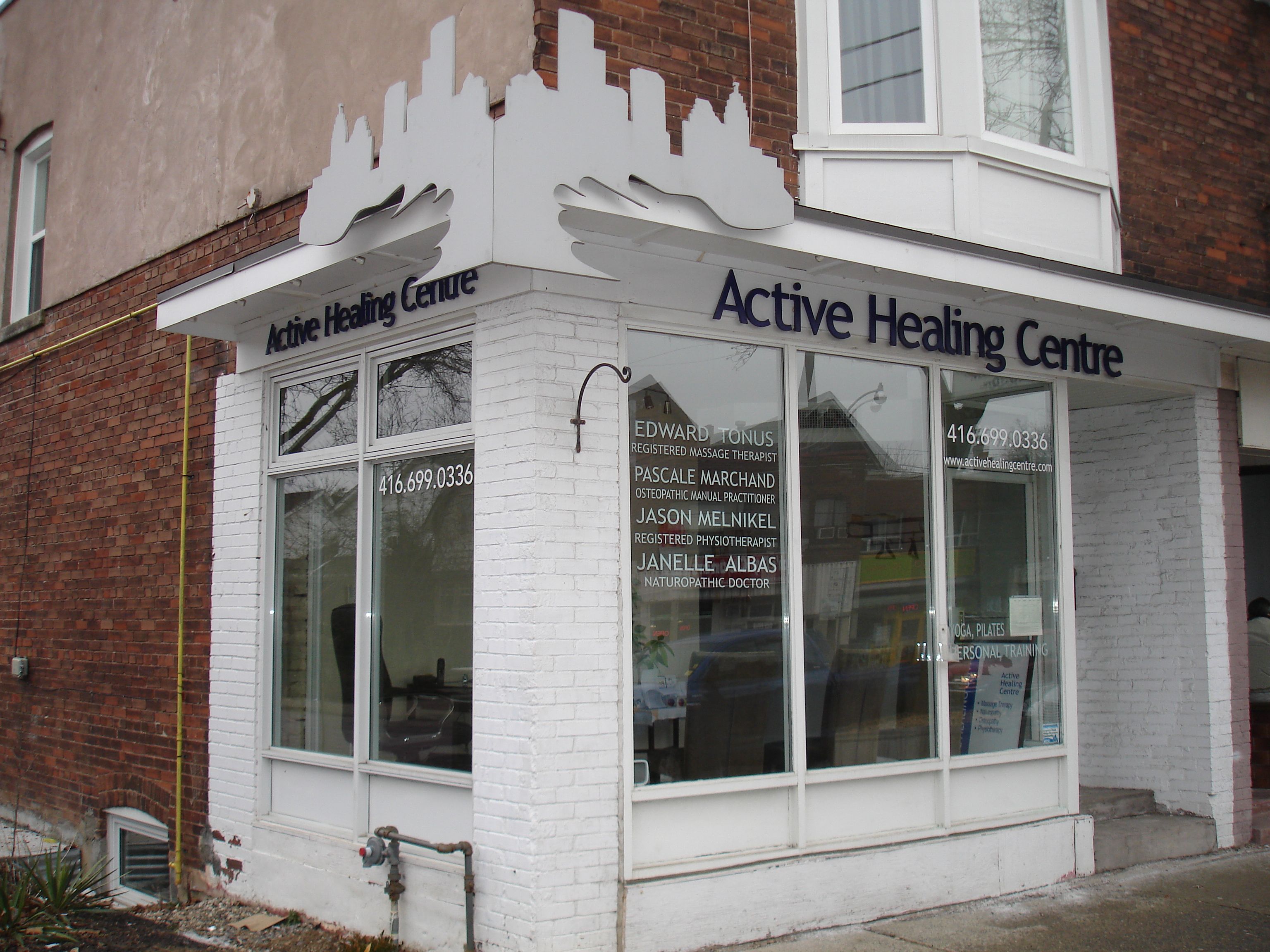 Active Healing Centre - Logo