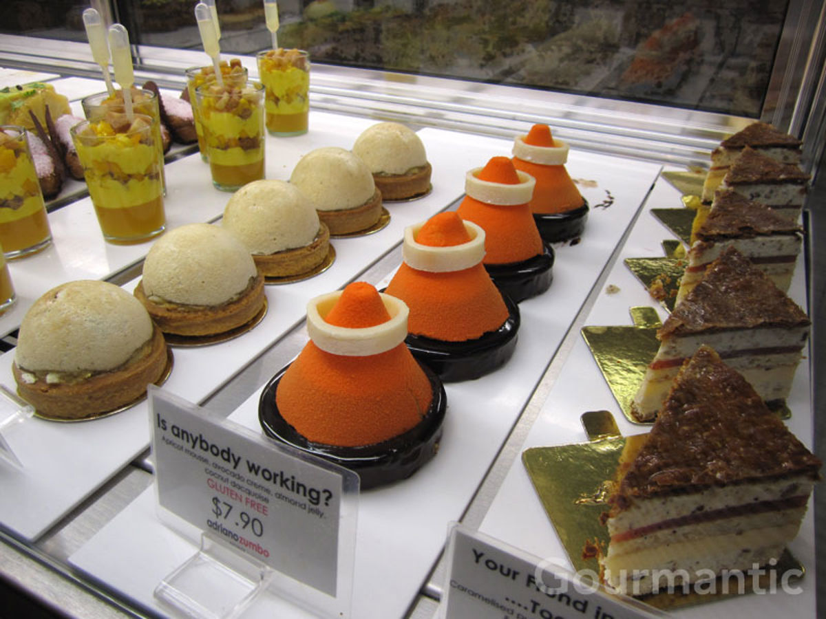 Adriano Zumbo Patissier - Logo