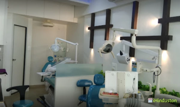 ADVANCED COSMETIC AND IMPLANT CENTRE - Logo
