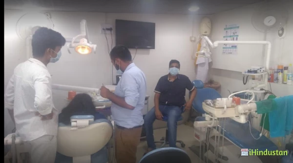 ADVANCE DENTAL CLINIC - Logo