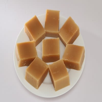 Akr Snacks - Logo