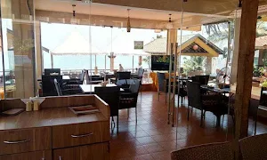 Alcove Resorts - Logo