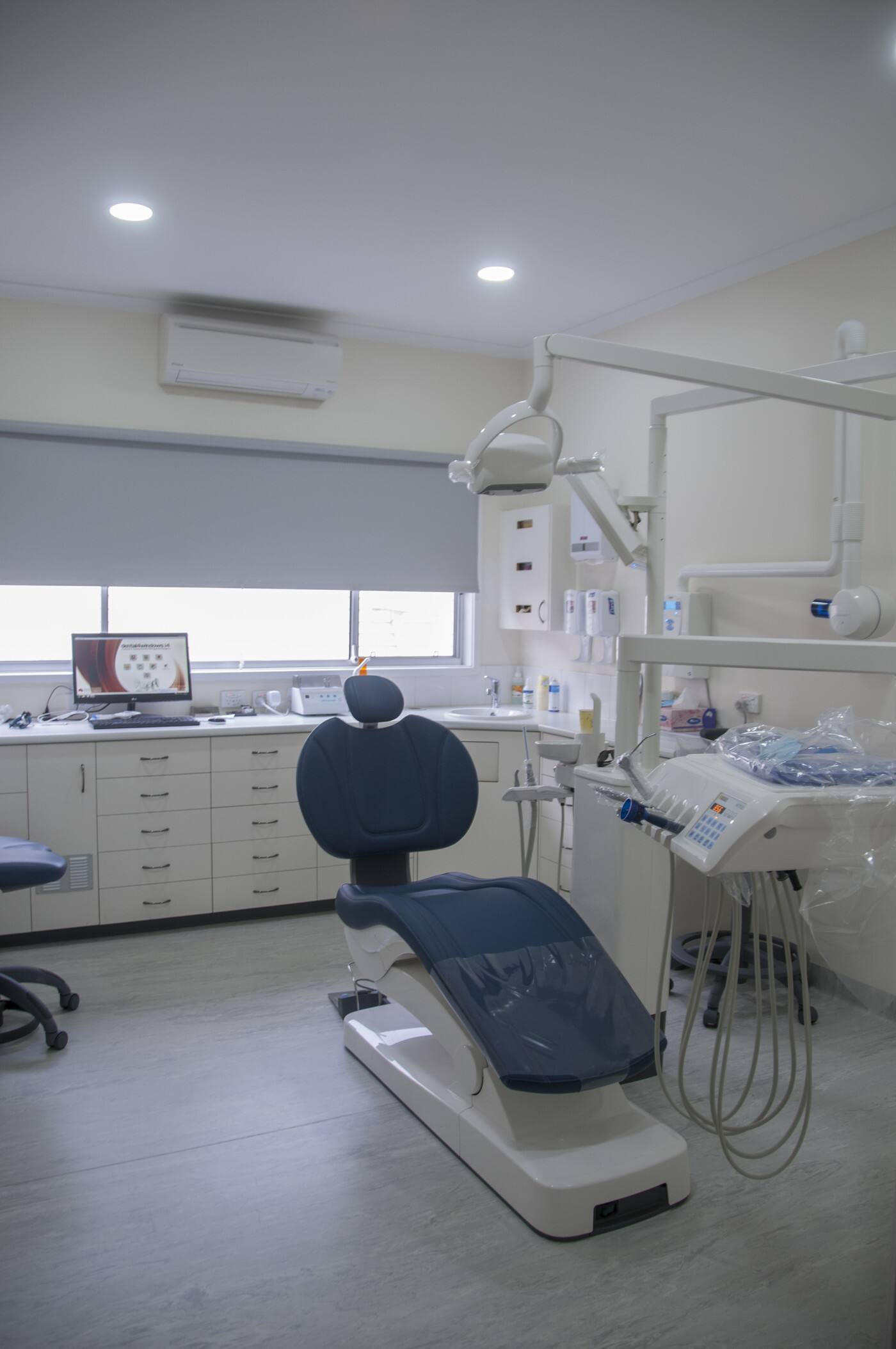 Alexandra Dental Clinic - Cover photo