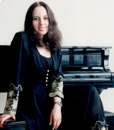 Alexandra&s;s Piano Studio - Logo