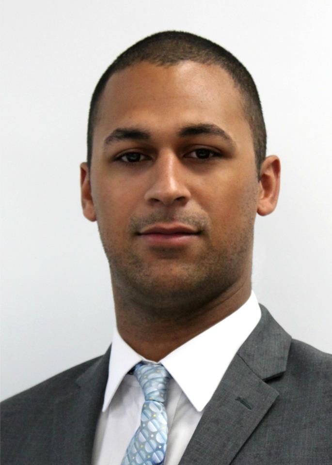 Alexandre Torres - Groupe Investors - Logo