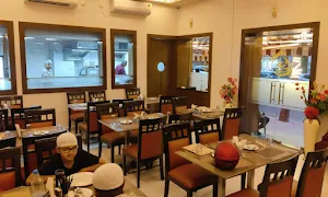 Al - Faiz Family Restaurant & Caterers - Logo