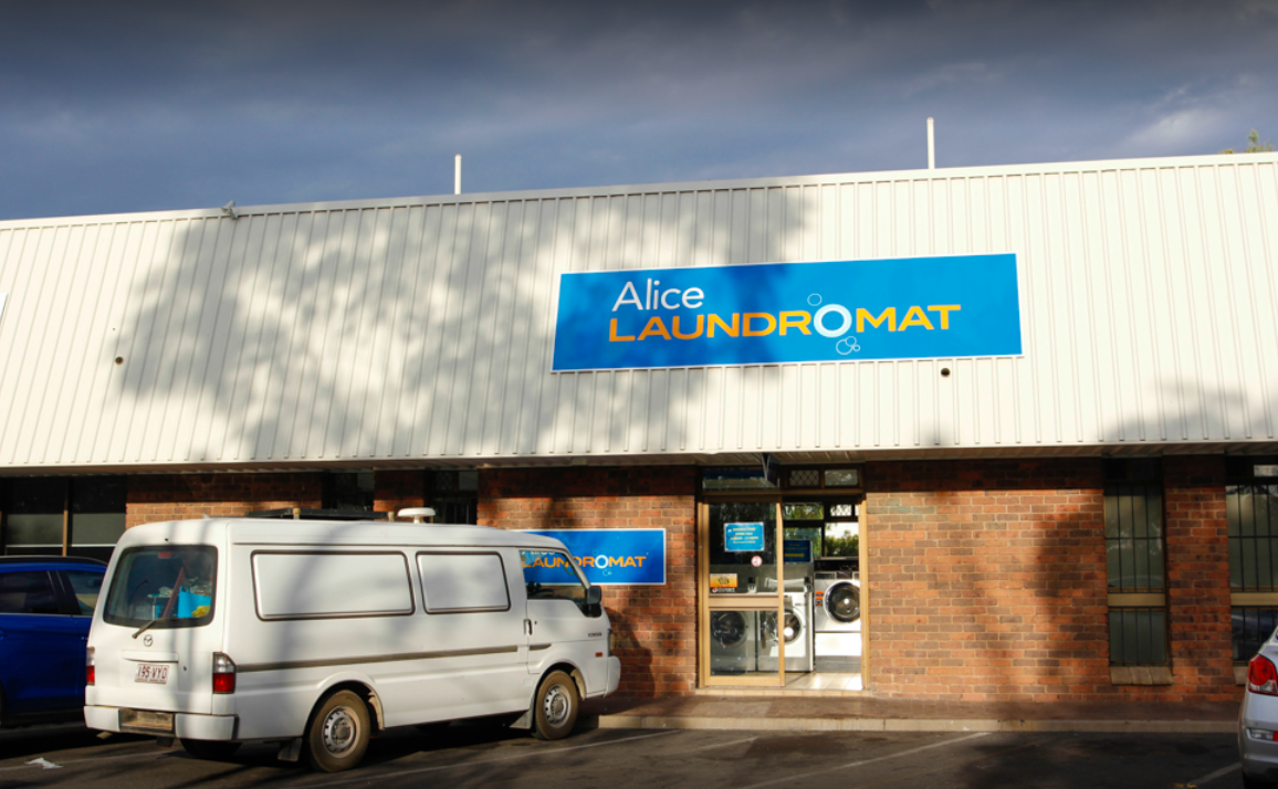 Alice Laundromat - Logo