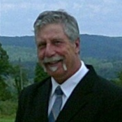 Al Schutt - Sales Rep - Queenswood National Real Estate - Logo