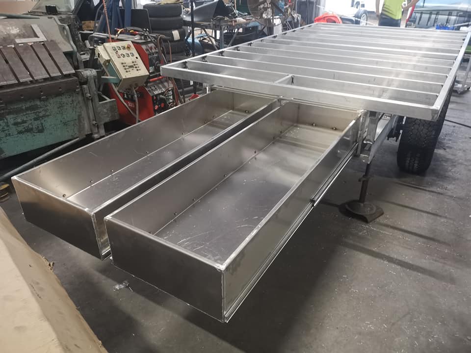 Aluminium Trailers.com.au - Logo