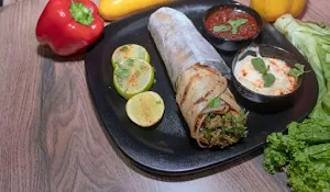 Amazing Kati Roll's - Logo