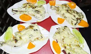 Amdavadi Tawa Fry - Logo