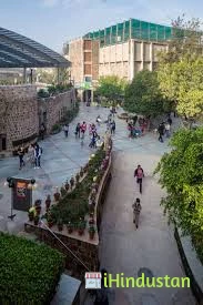 American Embassy School - Logo