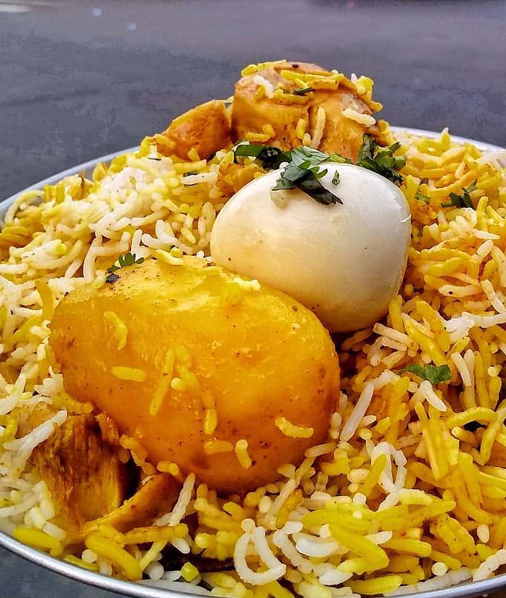 Amour Bengali Biryani - Logo
