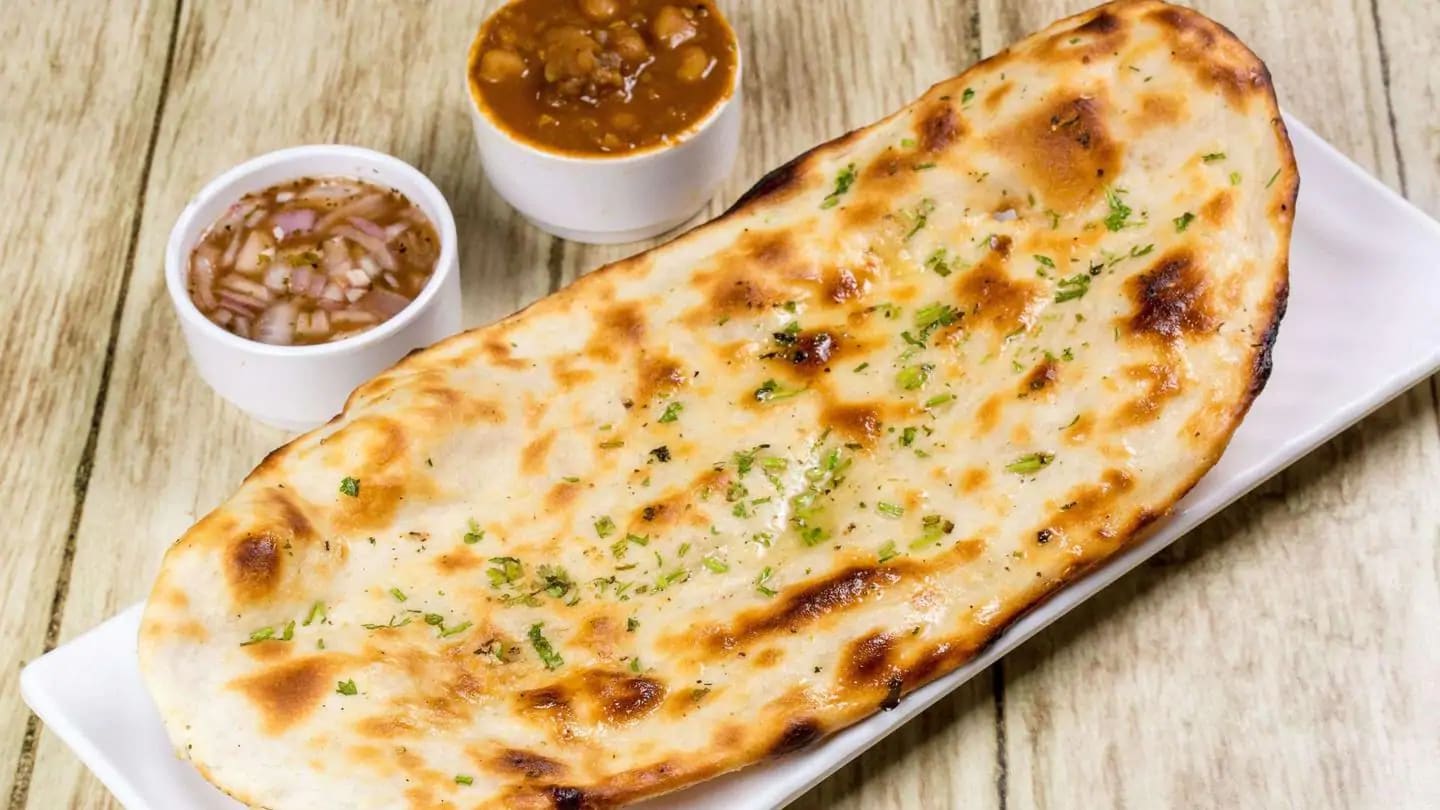 Amritsari kulcha 24/7 - Logo