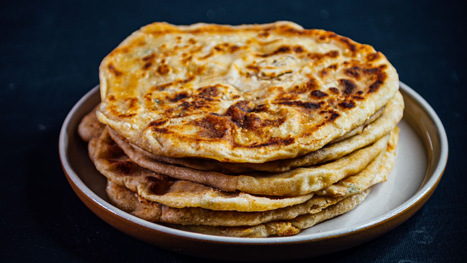 AMRITSAR PARATHA HOUSE - Logo