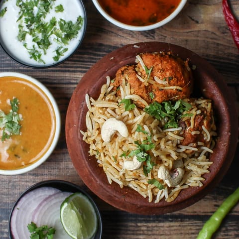 Amrutha Food Ex - Logo