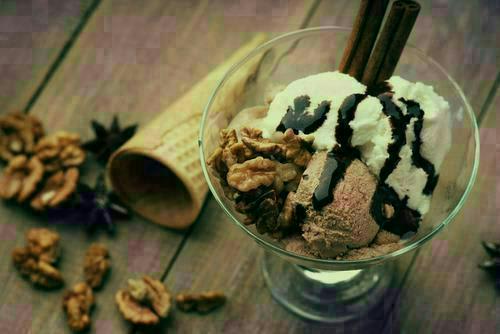 Amul Ice Cream Parlour - Logo