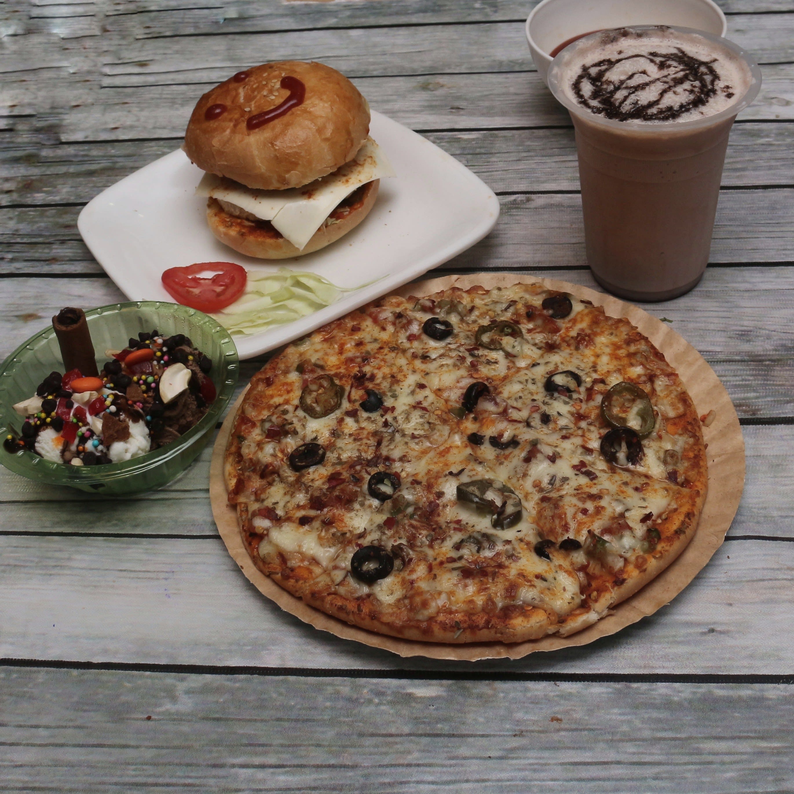 Amul Pizza and icecream Parlour(Sri narayani enterprise - Logo