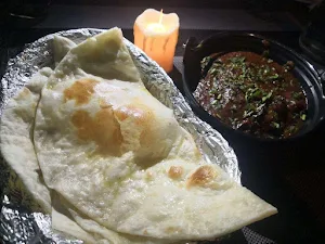 Andhi Rooftop Diner - Logo