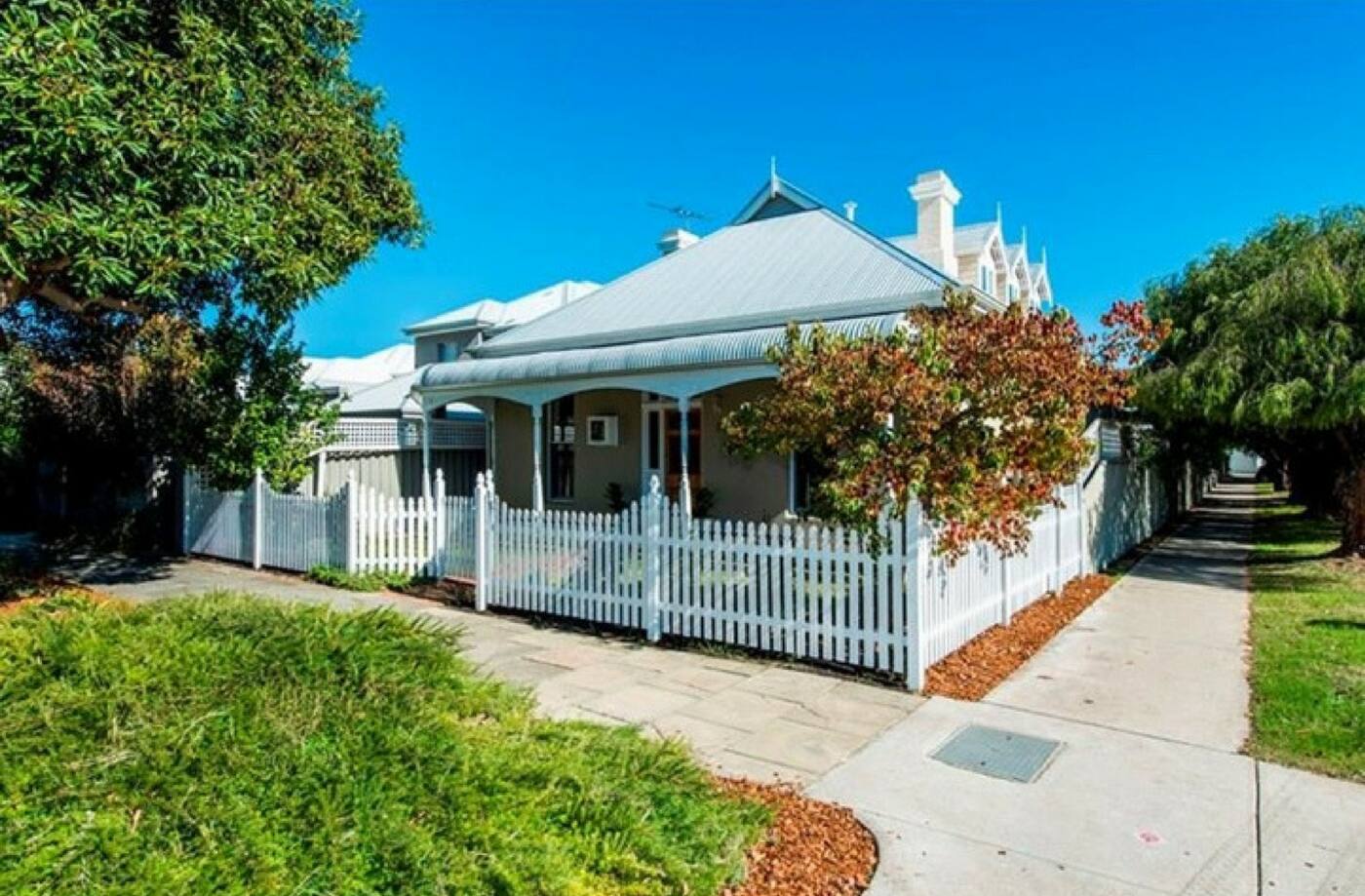 Andrew Solich - Property Maintenance - Cover photo