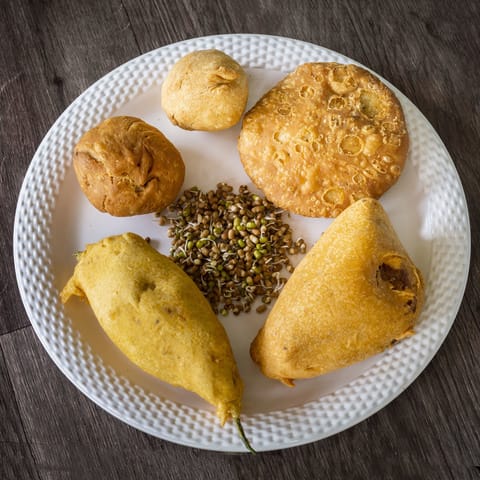 Ankurit Kachori - Logo