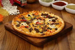 Apna Pizza - Cover photo
