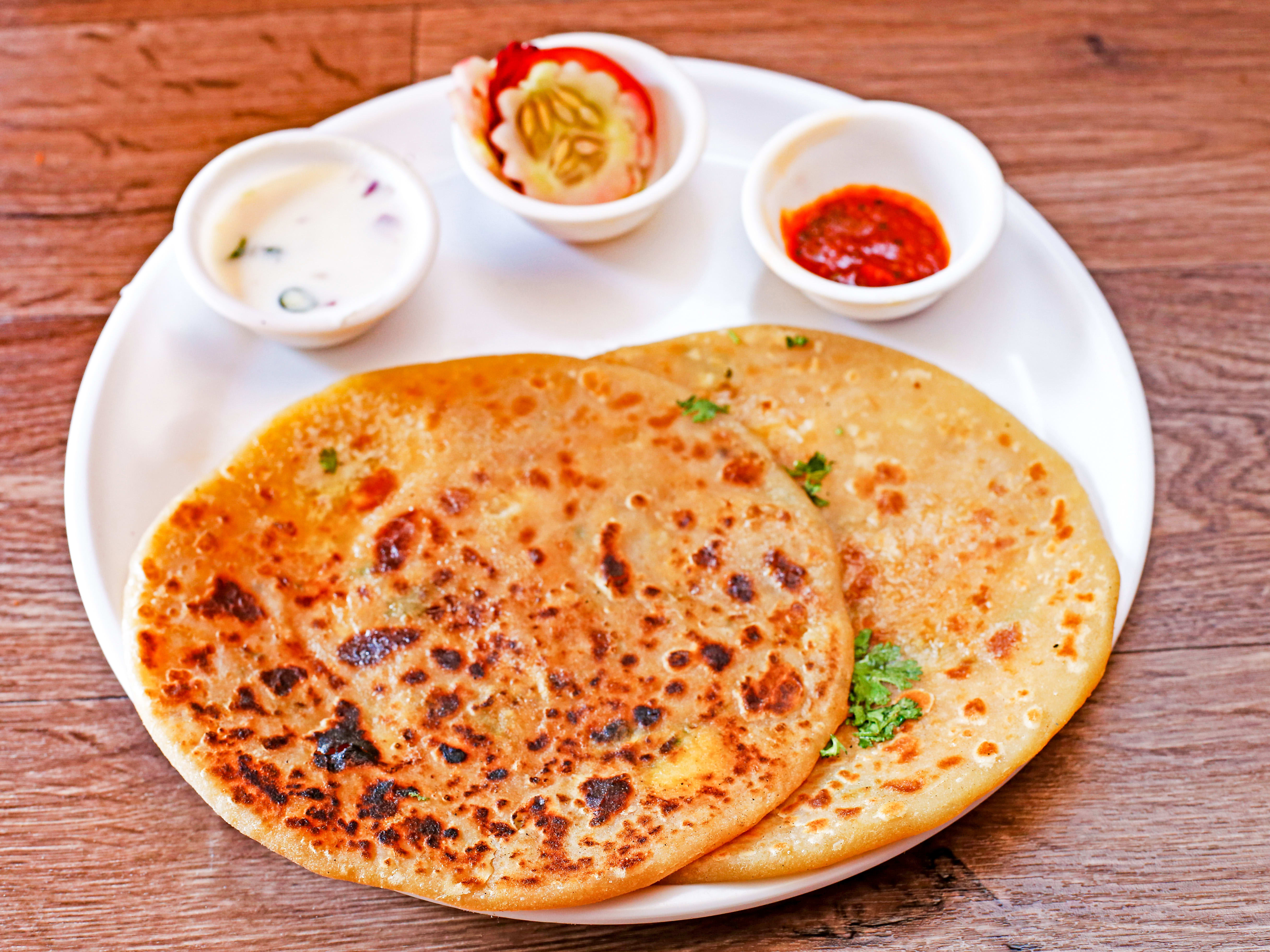 Apni Paratha Rasoi - Logo