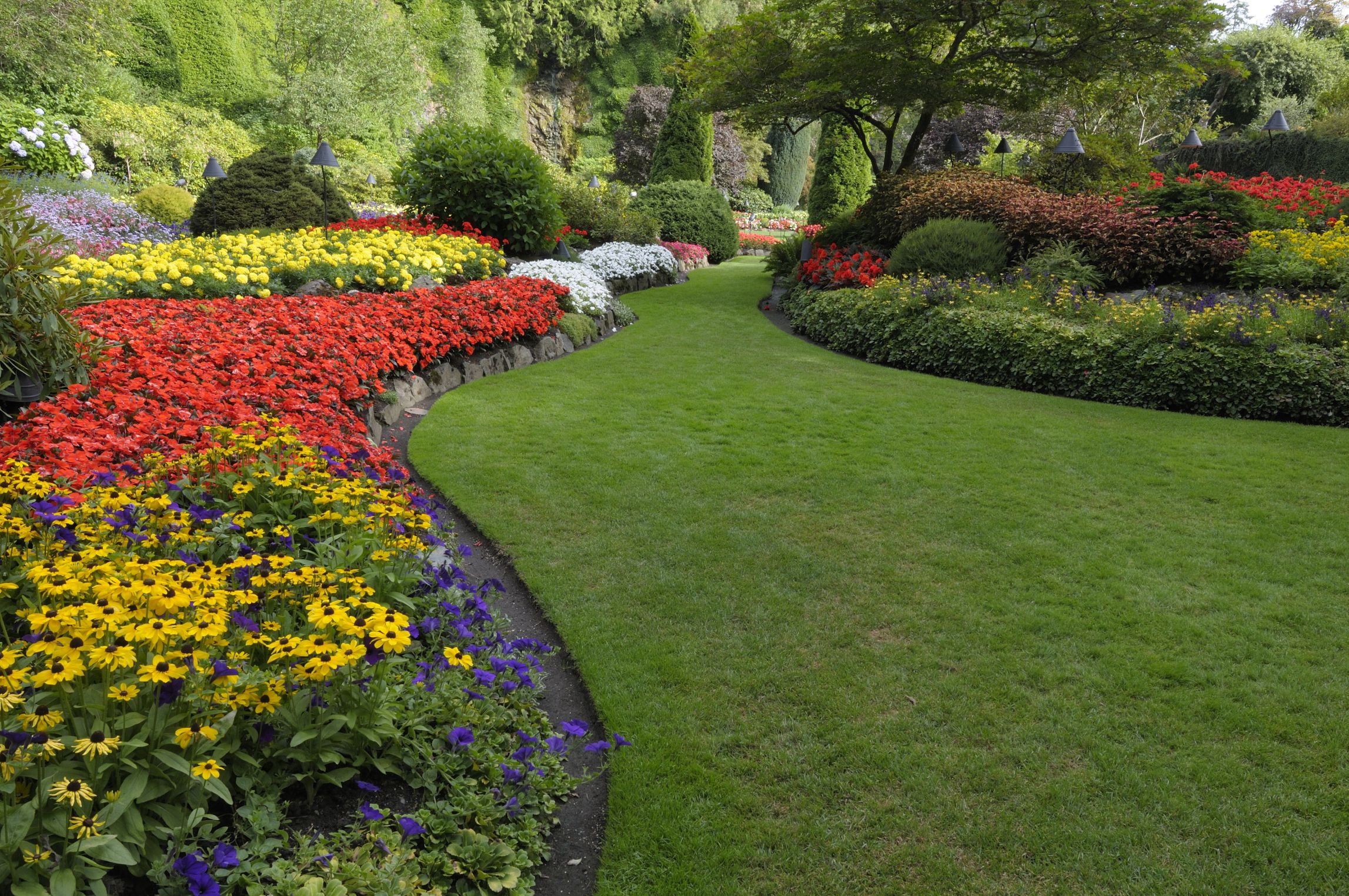 Arben and Milaim Landscaping - Logo