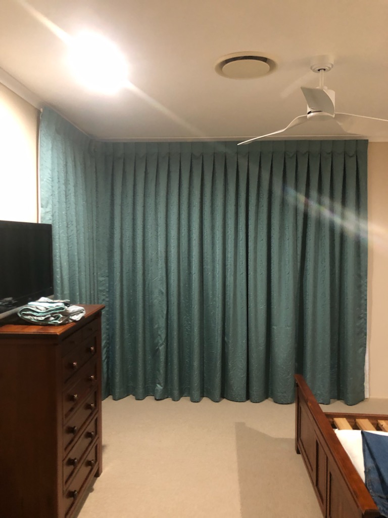 Artizen Curtains - Logo