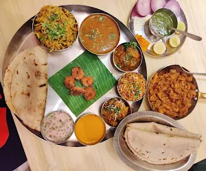 ARU'S KITCHEN - Cover photo