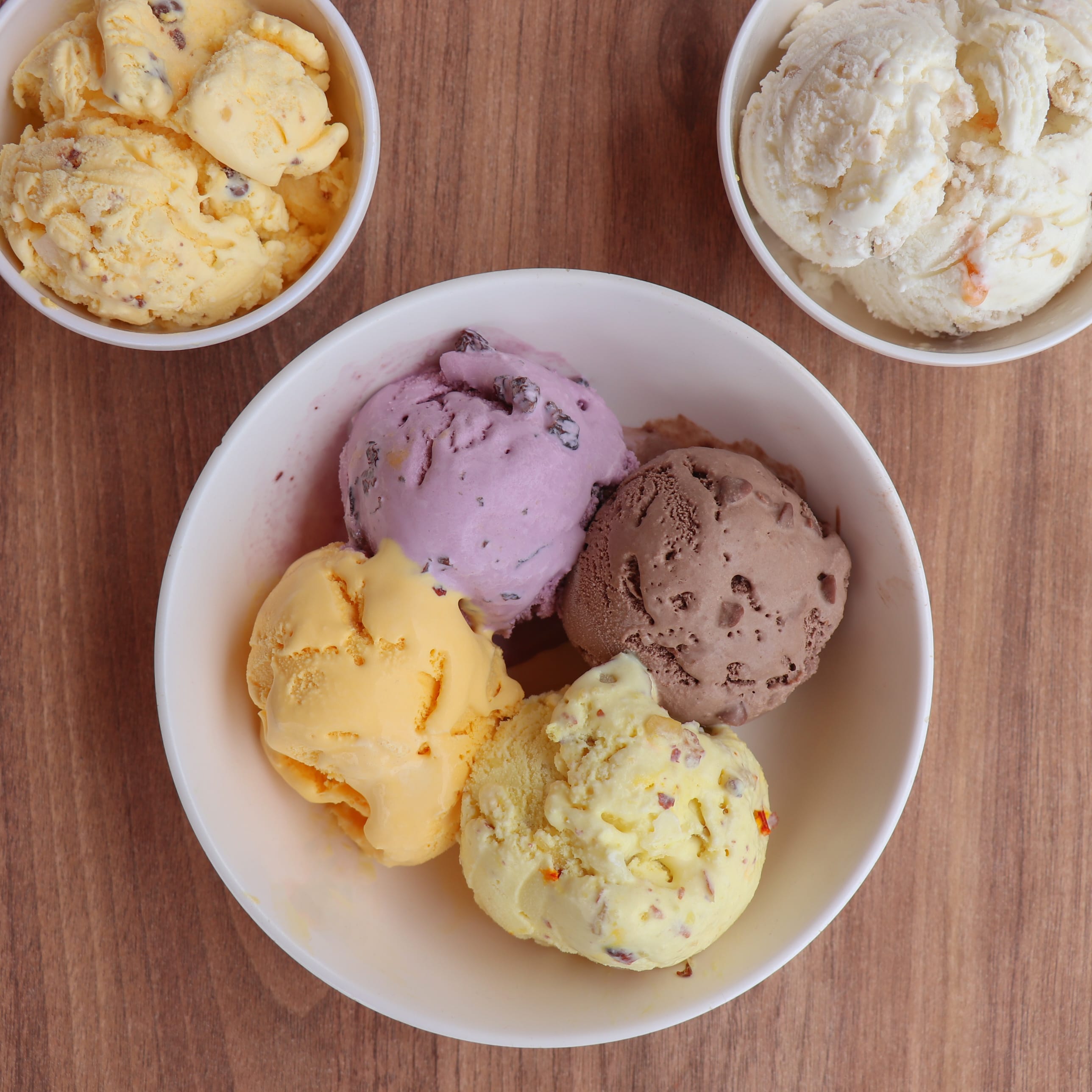 Aryas Icecream Parlour (Amul) - Logo