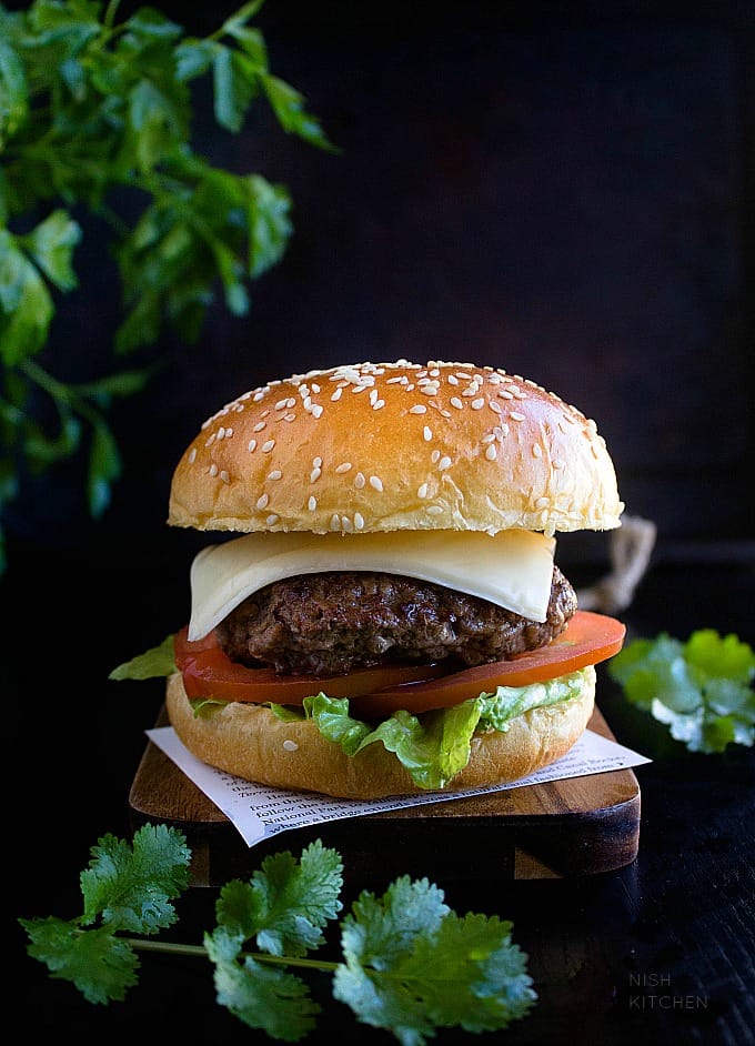 Astro Burgers - Logo