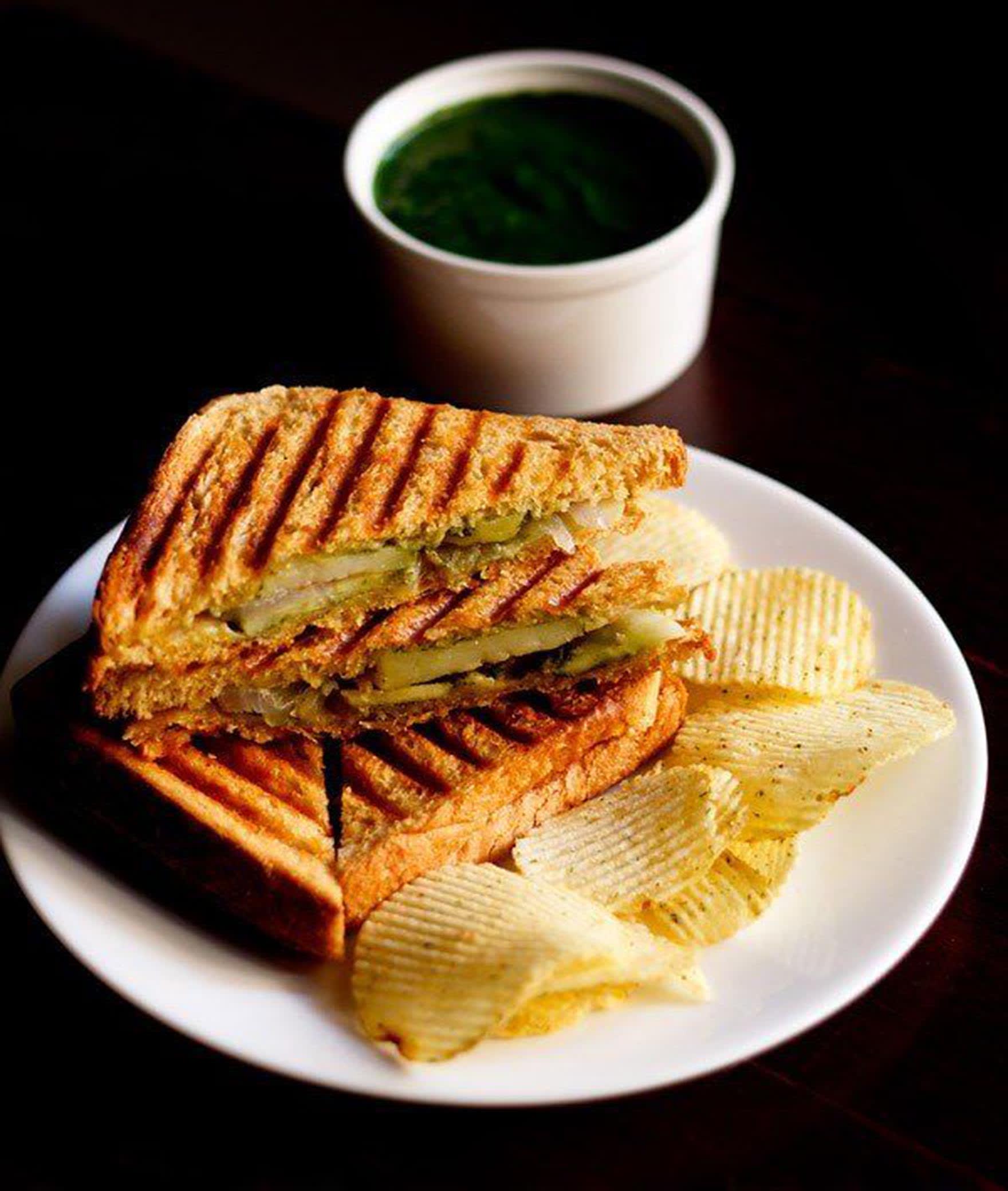 Atul Sandwich And Cafe - Logo