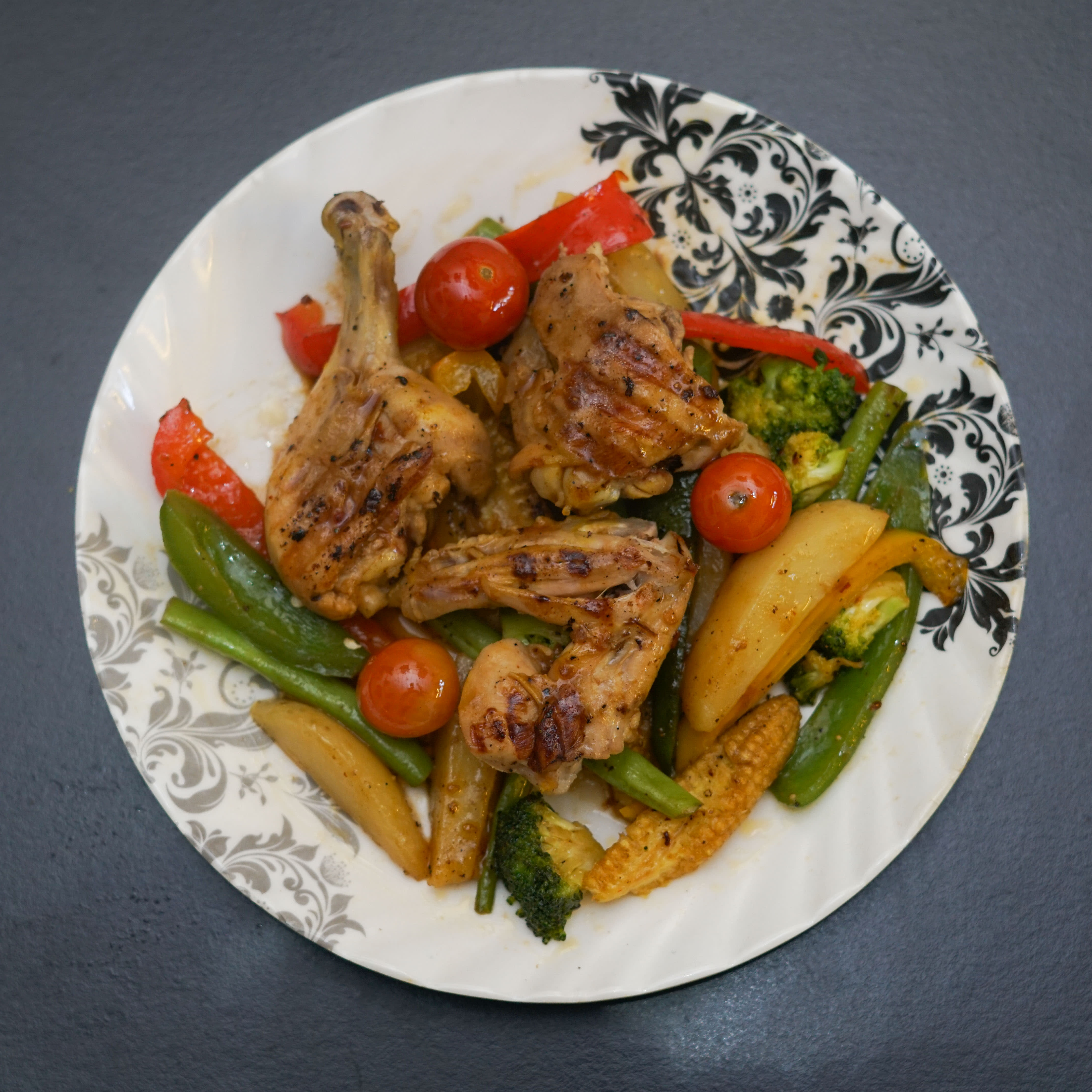 Aunty's Kitchen - Logo