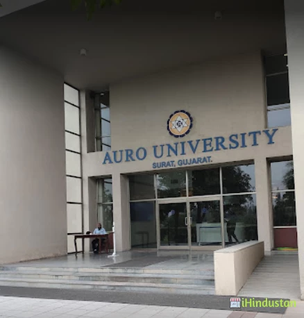 AURO UNIVERSITY - Logo