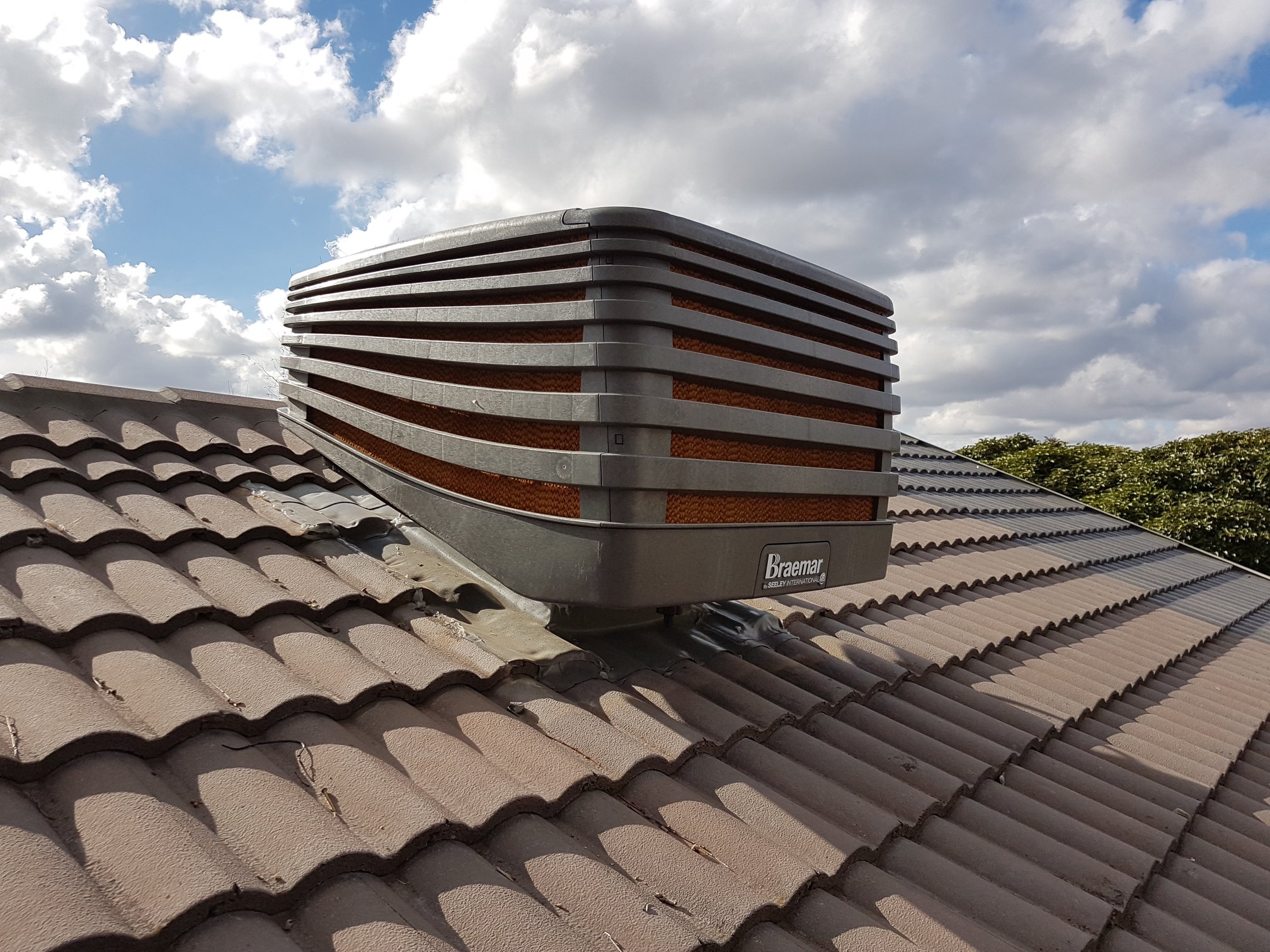 Australian Heating & Cooling - Logo